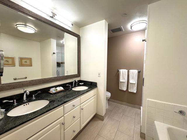4100 Cabrillo Highway, Half Moon Bay CA: https://media.crmls.org/mediaz/ad79a0ea-0c43-4300-8e59-a321075a37a4.jpg