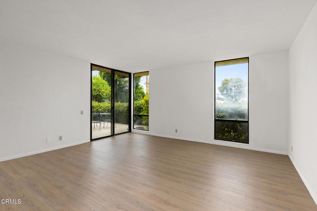 72460 Rodeo Way, Rancho Mirage CA: https://media.crmls.org/mediaz/ad7aa40a-30b8-4f34-a1b1-72263964b453.jpg