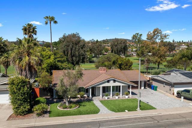 17268 Bernardo Oaks Dr, San Diego CA: https://media.crmls.org/mediaz/ad7b9eb9-0043-4081-ab23-8226f251ac05.jpg