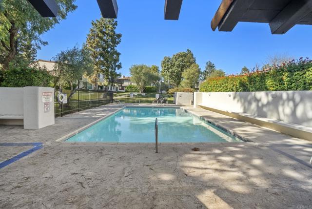 1 of 5 Pools/Jacuzzis in The Terraces.  Near to Townhome.  Enjoy Private time or Entertaining!