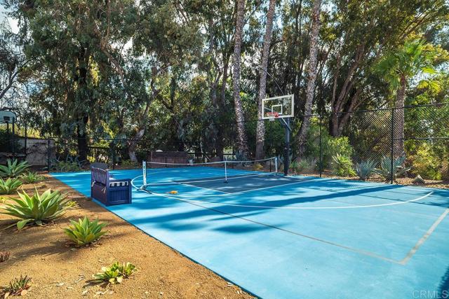 Detail Gallery Image 22 of 26 For 17473 Luna De Miel, Rancho Santa Fe,  CA 92067 - 4 Beds | 4/1 Baths