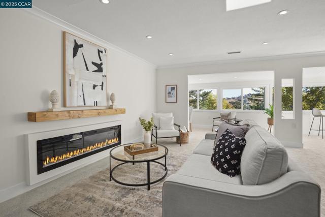 1364 Running Springs Rd, Walnut Creek CA: https://media.crmls.org/mediaz/ad816999-65a5-4dba-99ec-bb0e751aba91.jpg