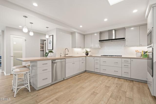 Detail Gallery Image 8 of 40 For 1480 Indiana Ave, South Pasadena,  CA 91030 - 3 Beds | 2/1 Baths