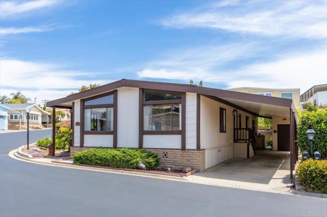 Detail Gallery Image 3 of 59 For 3535 Linda Vista Dr Spc 255,  San Marcos,  CA 92078 - 2 Beds | 2 Baths