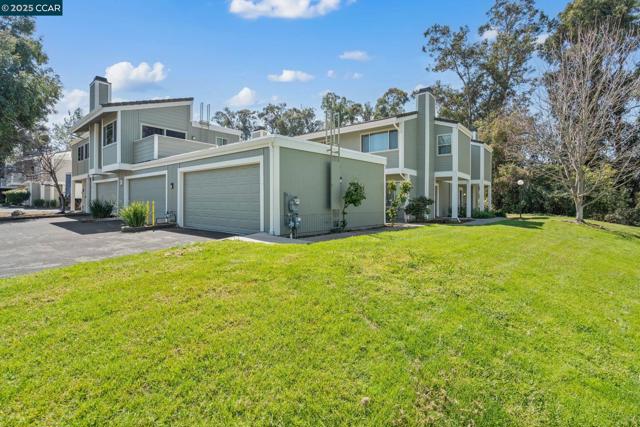 220 Apollo, Hercules CA: https://media.crmls.org/mediaz/ad81cf3a-d355-4a36-aff3-77ac113a4e14.jpg