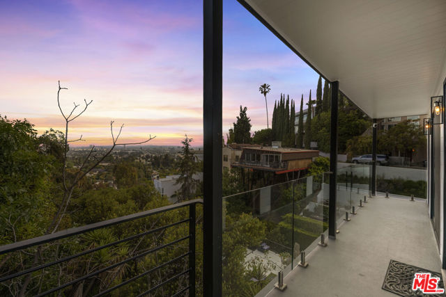1788 N Orange Grove Avenue, Los Angeles CA: https://media.crmls.org/mediaz/ad81ec2e-62b0-4400-90b1-5c3a5a44027a.jpg