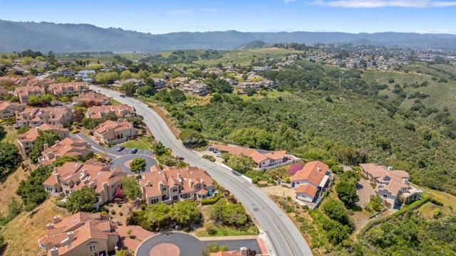 11 Mayflower Lane, San Carlos CA: https://media.crmls.org/mediaz/ad81f1de-2348-4487-a11b-747ce077890b.jpg