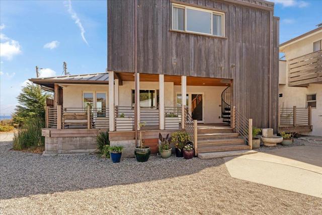 1004 W Cliff Drive, Santa Cruz CA: https://media.crmls.org/mediaz/ad820af6-7564-4aa1-bbfa-84cc7669e2be.jpg