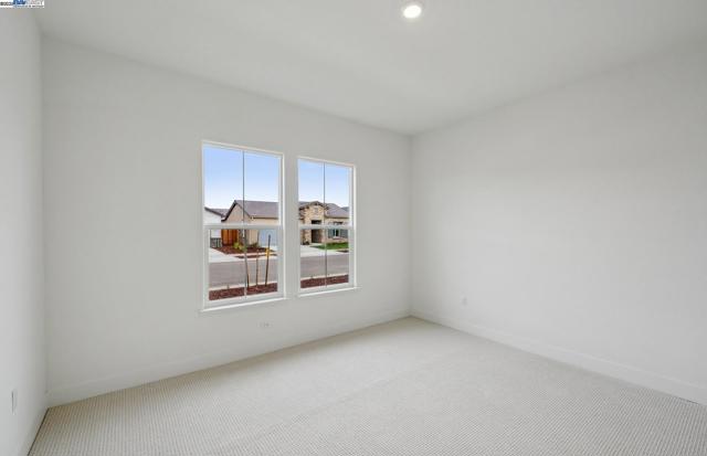 17685 Brightwood Avenue, Lathrop CA: https://media.crmls.org/mediaz/ad83b15b-9fe8-4f28-90d5-e693c7f41c76.jpg
