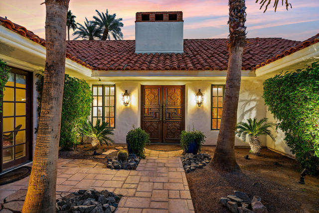 77175 Avenida Arteaga, La Quinta CA: https://media.crmls.org/mediaz/ad83c34a-9bf2-4aa9-a98a-ac091df1c1c7.jpg