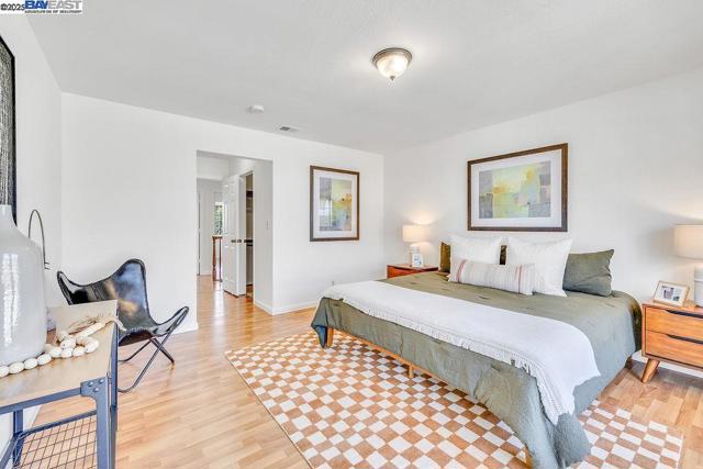 21917 Nugget Canyon Dr, Castro Valley CA: https://media.crmls.org/mediaz/ad84b8a8-8694-4b2c-a810-48d3a96092e1.jpg