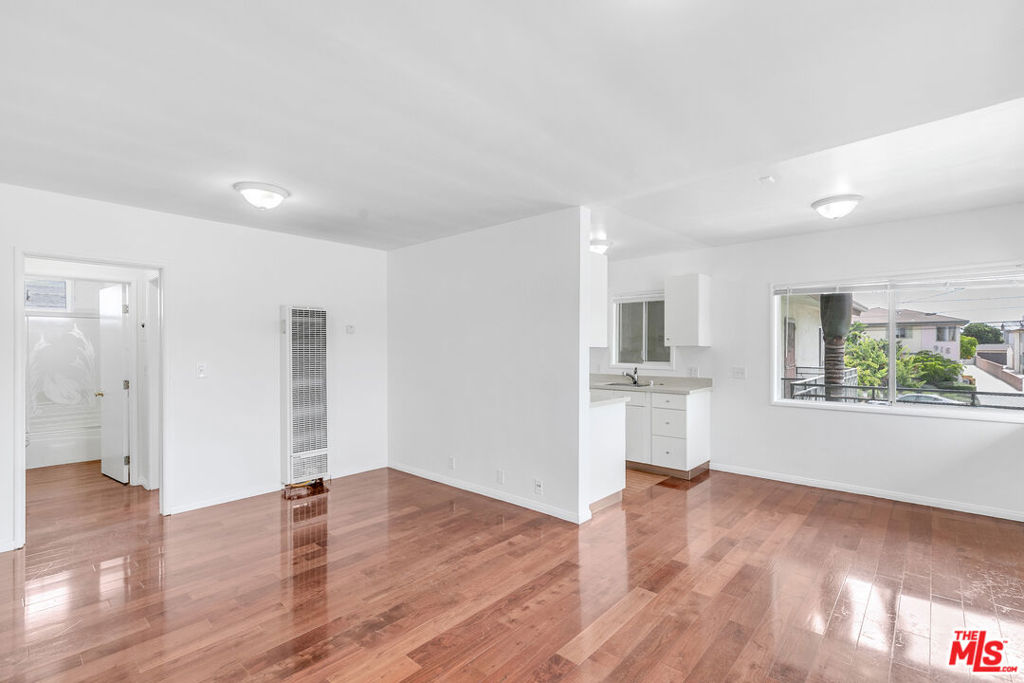 917 N Cedar Street #3