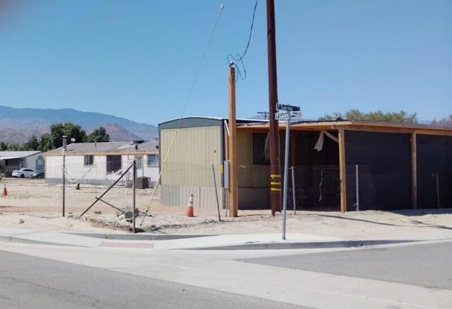 40265 Galindo Court, Indio CA: https://media.crmls.org/mediaz/ad8a84a7-0b56-4307-a60a-ff65a5754b22.jpg