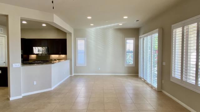 81451 Corte Pipilla, Indio CA: https://media.crmls.org/mediaz/ad8a875a-a9a3-486e-acdc-512aacc1d617.jpg