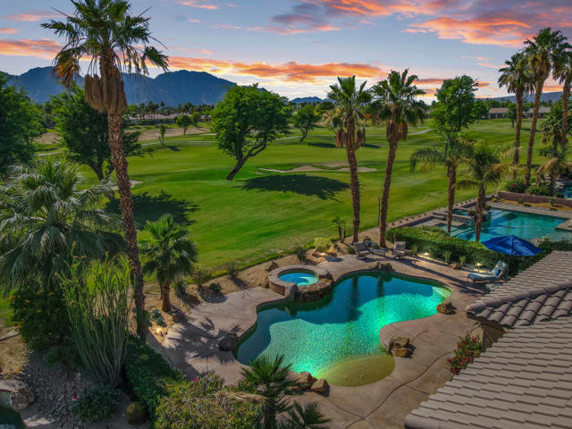 56925 Mountain, La Quinta CA: https://media.crmls.org/mediaz/ad8d271a-5687-4a9c-9e10-295bb7fa4821.jpg