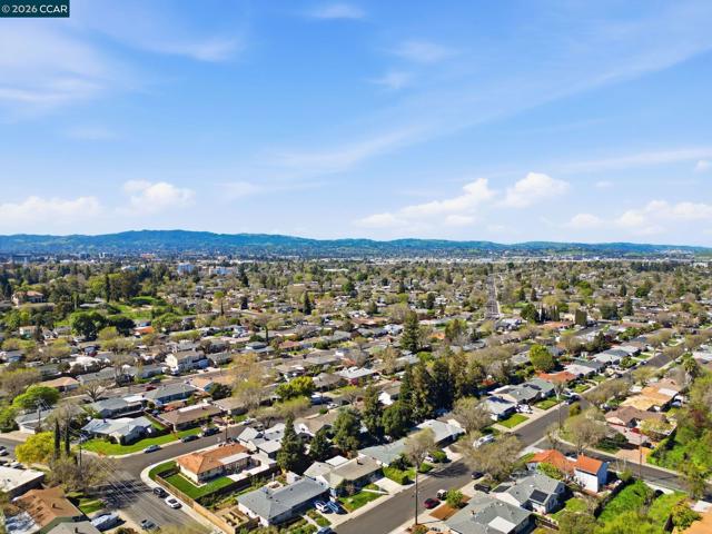 Image 26 of 28 For 2105 Holbrook Drive