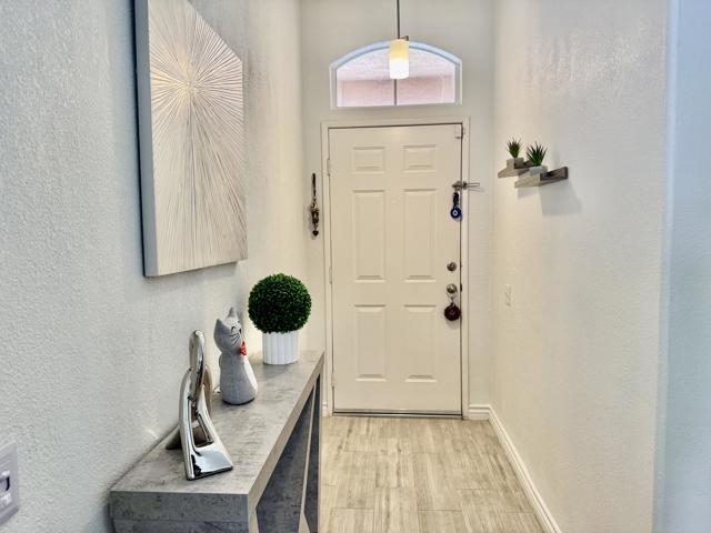 Image 4 of 15 For 69572 Ridgeway Avenue