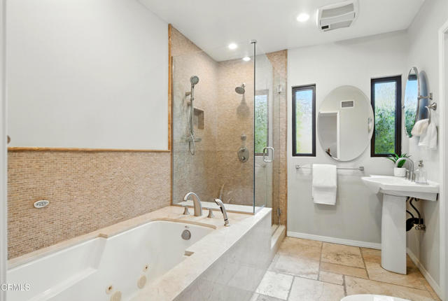 Detail Gallery Image 25 of 40 For 5123 Caroli Ln, La Canada Flintridge,  CA 91011 - 3 Beds | 2/1 Baths