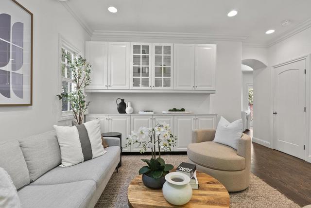 1246 Hoover Street, Menlo Park CA: https://media.crmls.org/mediaz/ad905ae0-1a53-4911-bf6d-8488812e0ecc.jpg