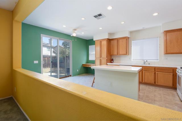 1854 Jasmine Ct, San Jacinto CA: https://media.crmls.org/mediaz/ad90b431-6183-46d8-b206-60f0cca3419b.jpg