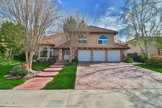 Photo of 5620 Middle Crest Drive, Agoura Hills, CA 91301