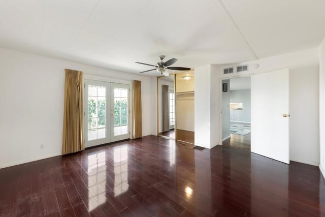 1058 Via Grande, Cathedral City CA: https://media.crmls.org/mediaz/ad90eeb9-1c5f-4b96-a349-a162f72c21fd.jpg