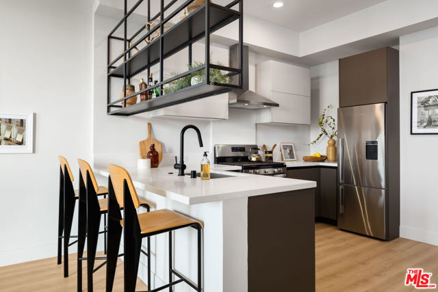 3833 Dunn, Culver City CA: https://media.crmls.org/mediaz/ad9158be-c653-455c-a1df-acf7c4b982c0.jpg