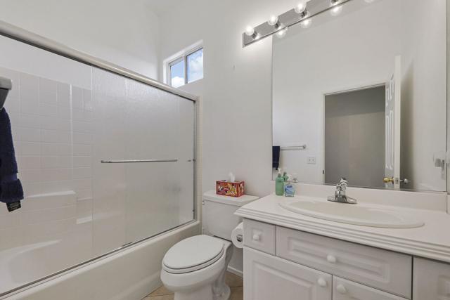 245 Strada Nova, Palm Desert, CA 92260