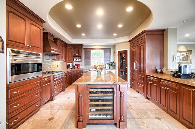 6153 Cobblestone Drive, Ventura CA: https://media.crmls.org/mediaz/ad926d0d-d782-4d56-a929-e74e5b5344ba.jpg