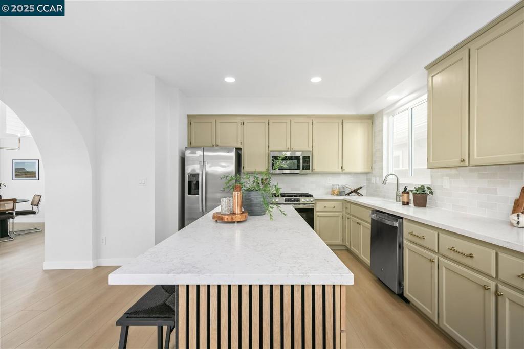 MLS #41094444 image #13
