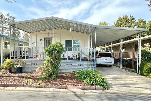 2885 Moss Hollow Drive, San Jose CA: https://media.crmls.org/mediaz/ad929ad1-3482-4ecd-9e74-3de40b5e437c.jpg