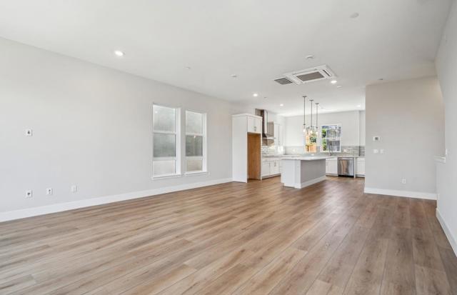 2512 Sage Street, San Mateo CA: https://media.crmls.org/mediaz/ad932575-32d4-4a7d-8f67-3c1bb1a66f6e.jpg