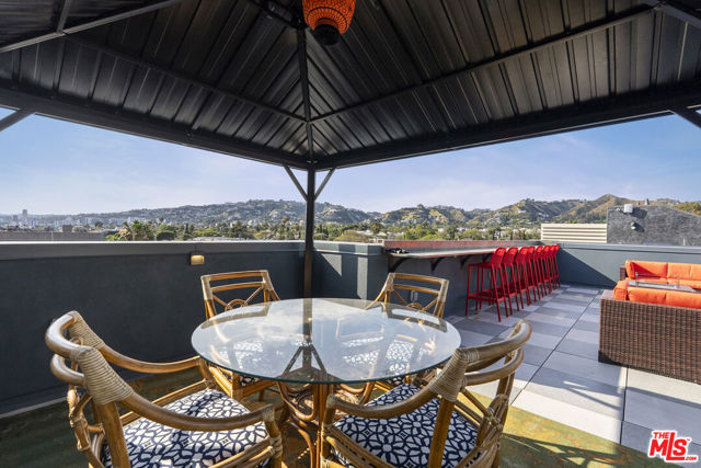 7428 Santa Monica Boulevard, 301 photo 28