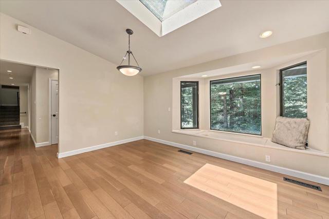 885 Patrol Road, Woodside CA: https://media.crmls.org/mediaz/ad943211-9bc6-4278-9801-74c4e7dd41e1.jpg