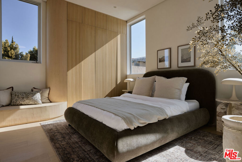 MLS #26859163 image #21