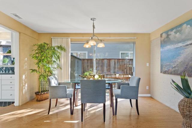 734 Seacliff Drive, Aptos CA: https://media.crmls.org/mediaz/ad94bf67-d0ab-4d0c-b177-7eb3b22df897.jpg