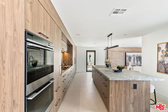 2380 Venus Drive, Los Angeles CA: https://media.crmls.org/mediaz/ad956cb1-b05e-488e-823a-9a0707eb276c.jpg