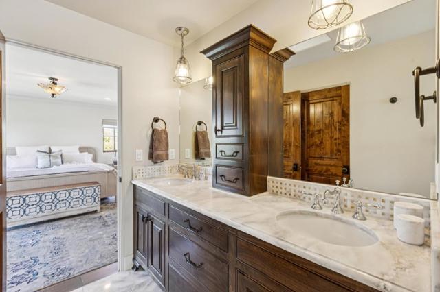 20 Mariposa Avenue, Los Gatos CA: https://media.crmls.org/mediaz/ad95b3f9-b520-4709-80c9-21f54135291c.jpg