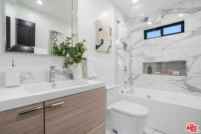 Drew Fenton | 4263 Vista Place Malibu CA | MLS: 7428610 Drew Fenton | 4263 Vista Place Malibu CA | MLS: 7428610