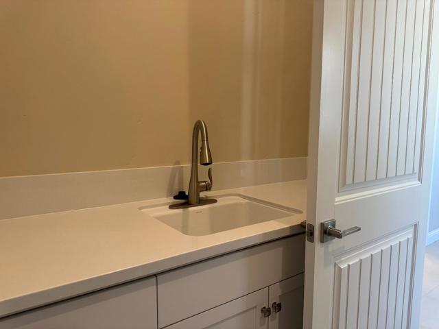 593 Santa Ynez Way, Marina CA: https://media.crmls.org/mediaz/ad962cda-e47e-42d2-99a9-ef3255241d1f.jpg