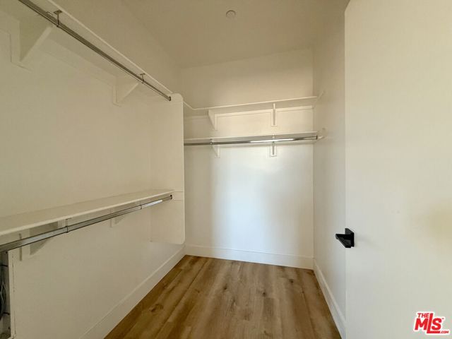 5813 Lexington Avenue, Los Angeles CA: https://media.crmls.org/mediaz/ad966e74-45b8-4e1e-b17b-e5143f9d514e.jpg
