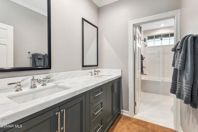 6 Bed Home for Sale in Agoura Hills, California