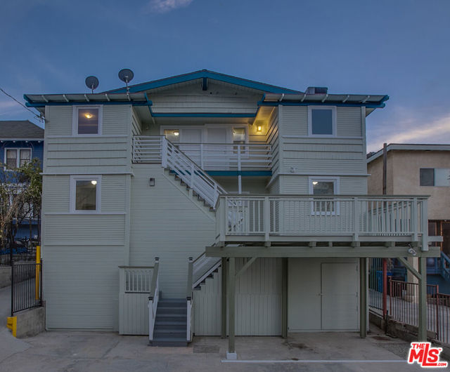 2765 West 8th Street photo 8
