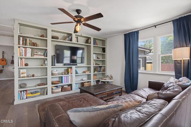 310 N Fulton Street, Ojai CA: https://media.crmls.org/mediaz/ad98978c-f7b1-40f5-9917-fd205c258ec7.jpg