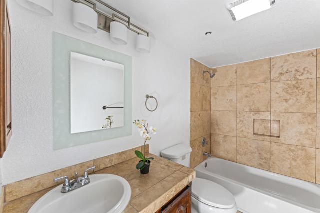 390 E Madison, El Cajon CA: https://media.crmls.org/mediaz/ad9a8e6f-0279-42d0-a01f-016461069b32.jpg