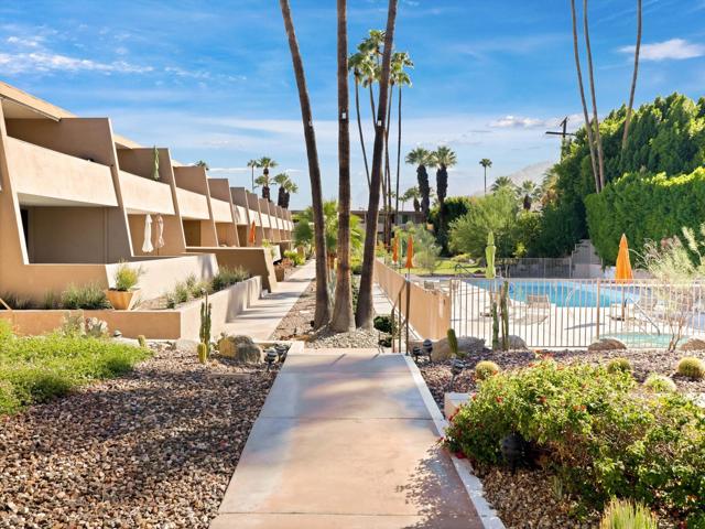197 W Via Lola #6, Palm Springs, CA 92262