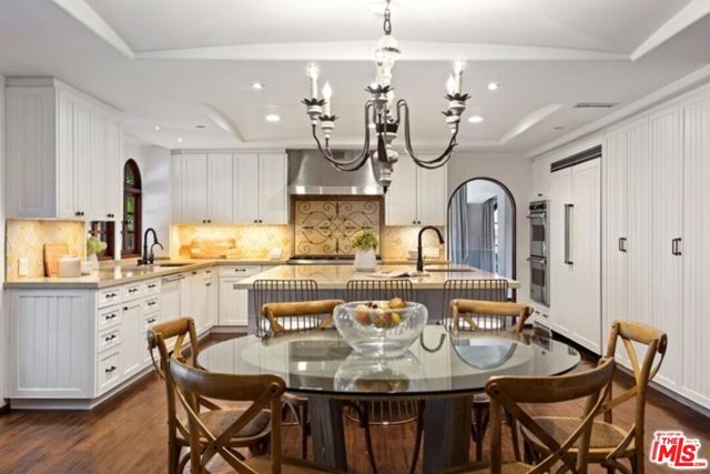 Drew Fenton | 746 Norway Lane Los Angeles CA | MLS: 7365043 Drew Fenton | 746 Norway Lane Los Angeles CA | MLS: 7365043