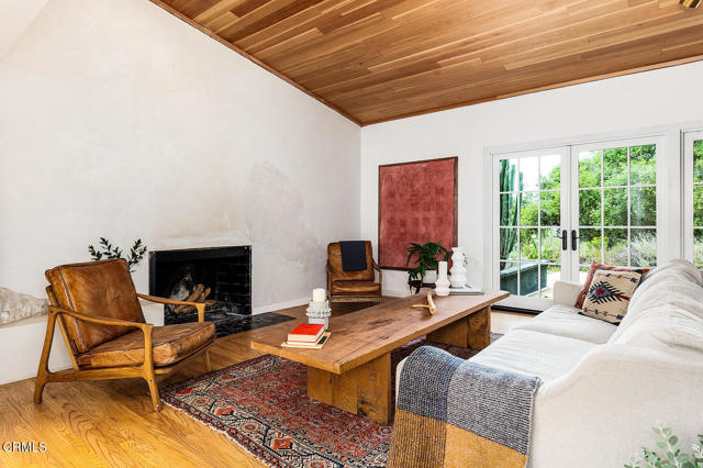 4155 Aralia Road, Altadena CA: https://media.crmls.org/mediaz/ad9e1d04-9dc7-443c-a5b8-9e396f16c3e7.jpg