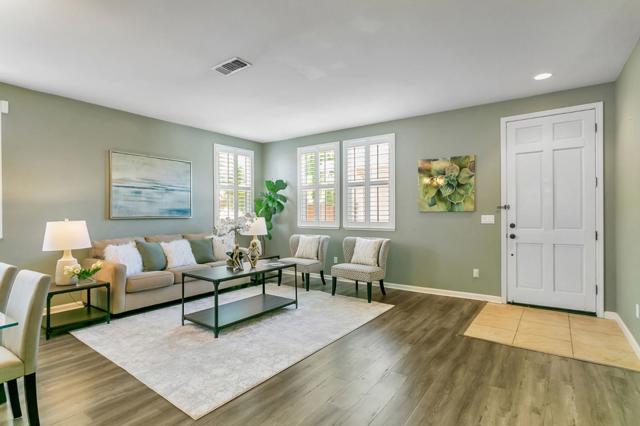 685 E Central Avenue, Morgan Hill CA: https://media.crmls.org/mediaz/ad9f40fd-5d0a-4e65-81ba-192b49771384.jpg