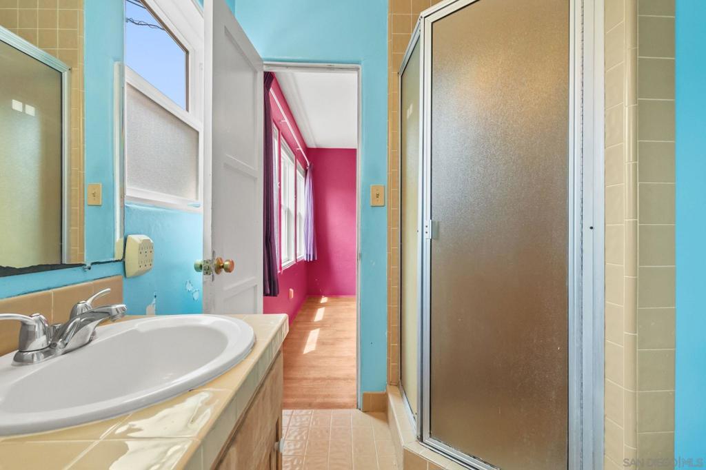 2330 Bancroft - photo 17